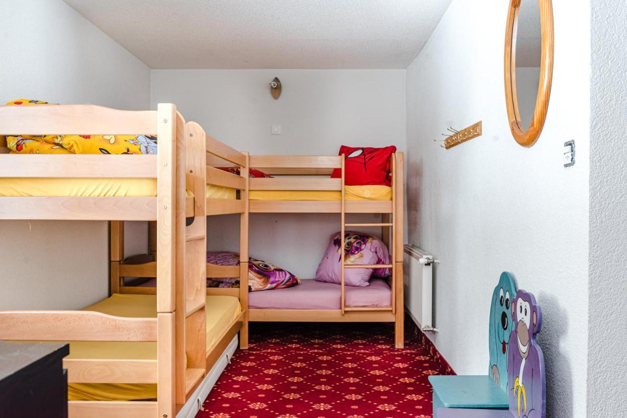 Family Hotel Desiree เกรเชิน ภายนอก รูปภาพ