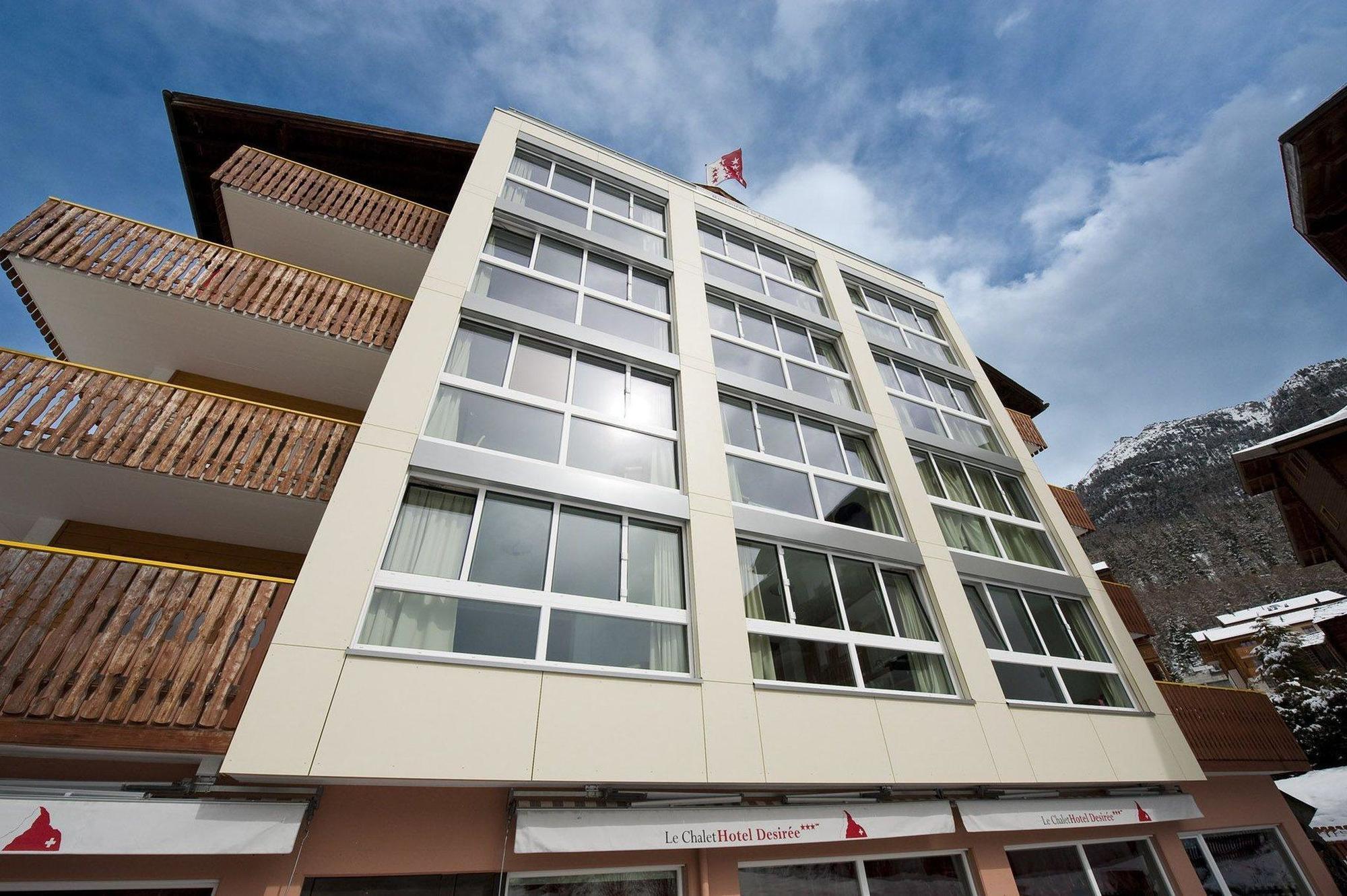Family Hotel Desiree เกรเชิน ภายนอก รูปภาพ