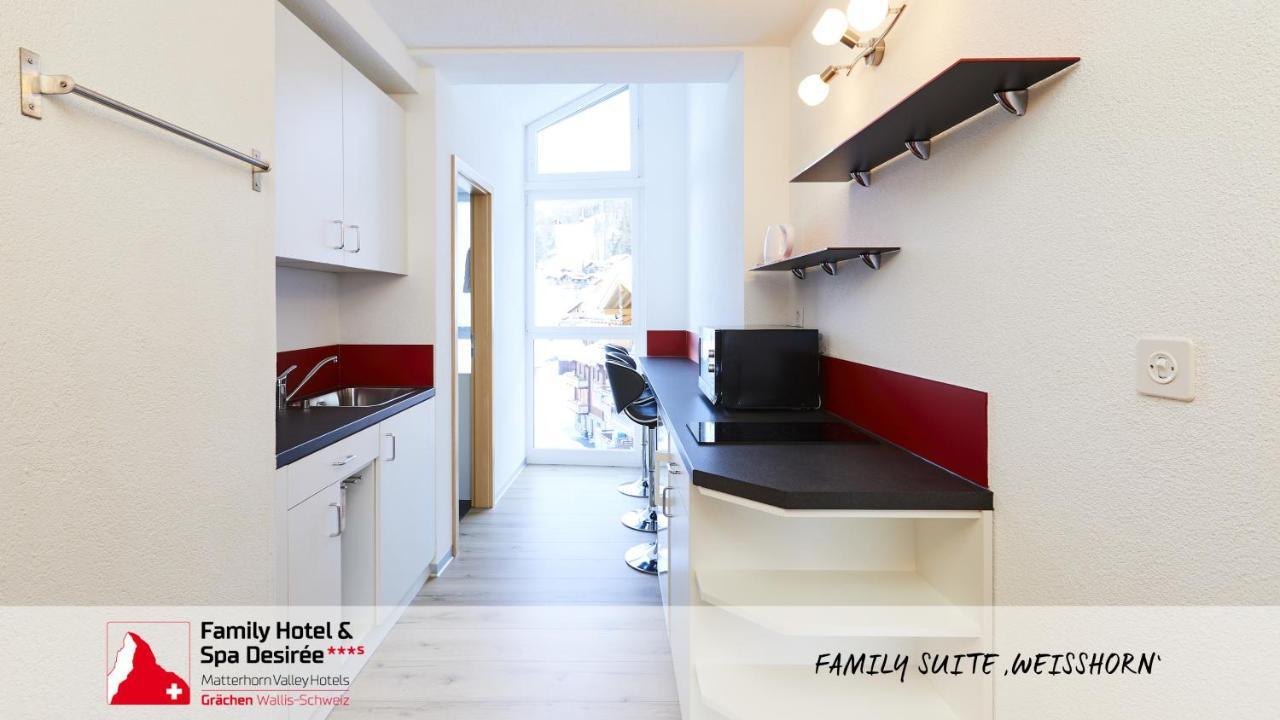 Family Hotel Desiree เกรเชิน ภายนอก รูปภาพ